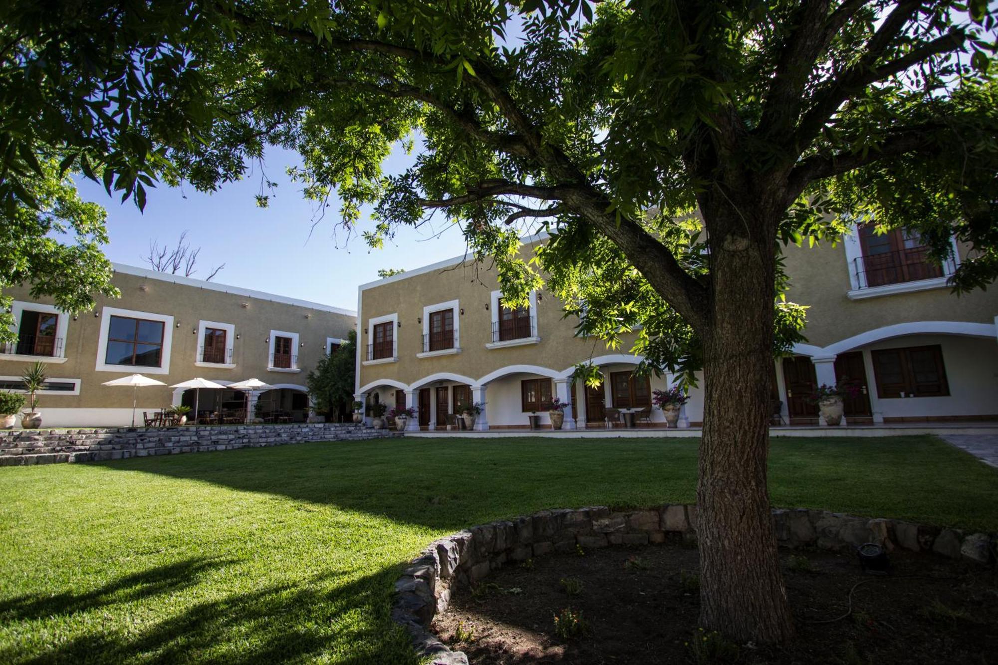 La Casona Del Banco Hotel Boutique Parras de la Fuente Luaran gambar