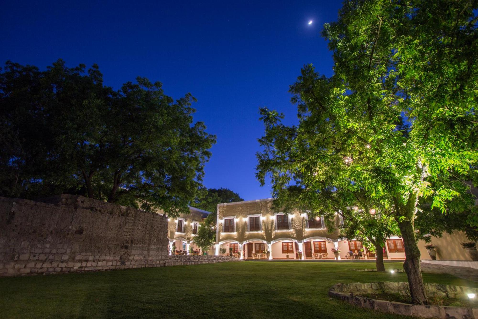 La Casona Del Banco Hotel Boutique Parras de la Fuente Luaran gambar